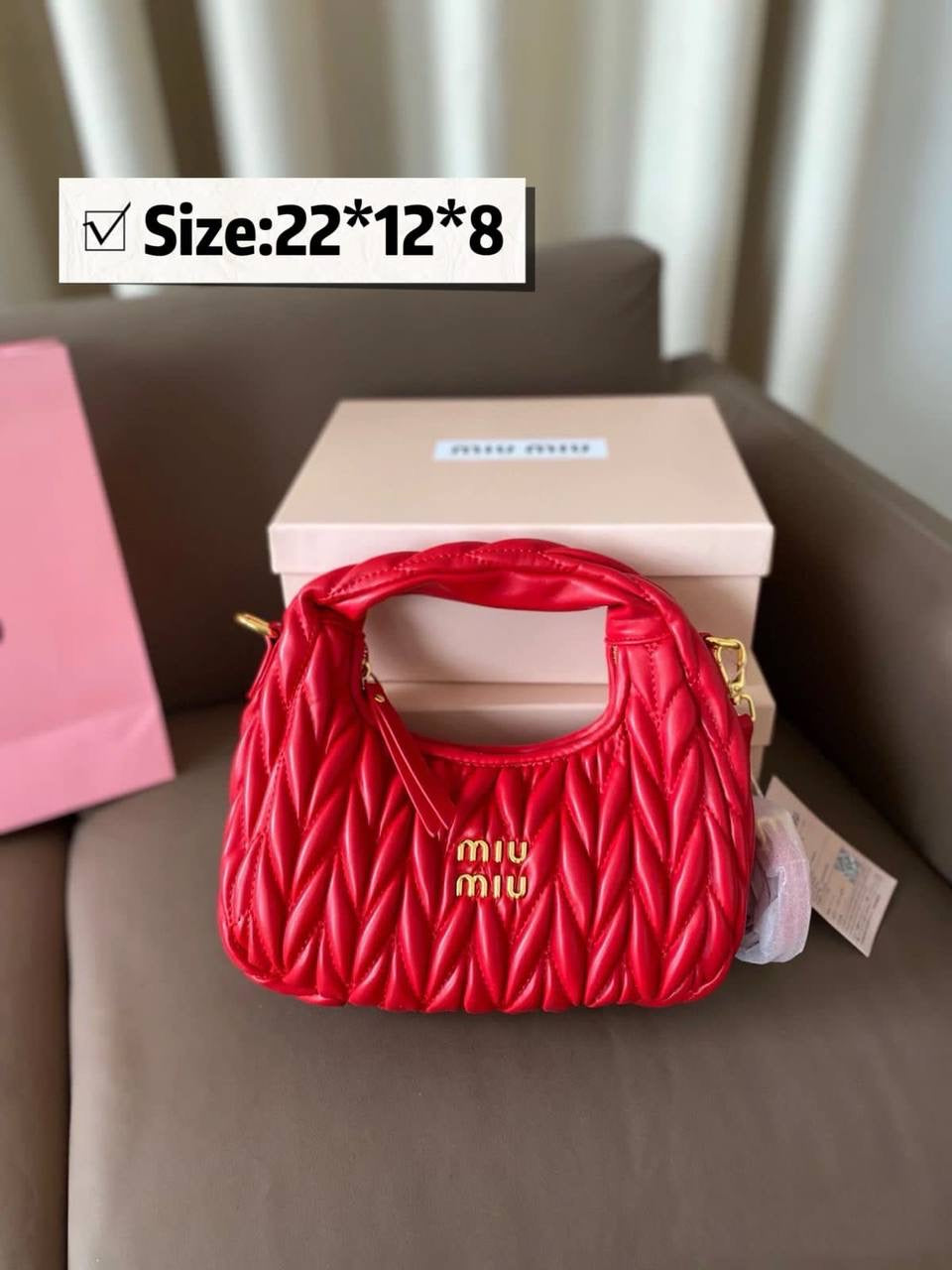 Miu Miu
with box
95 dhs🪙
Zain46
❤️❤️❤️