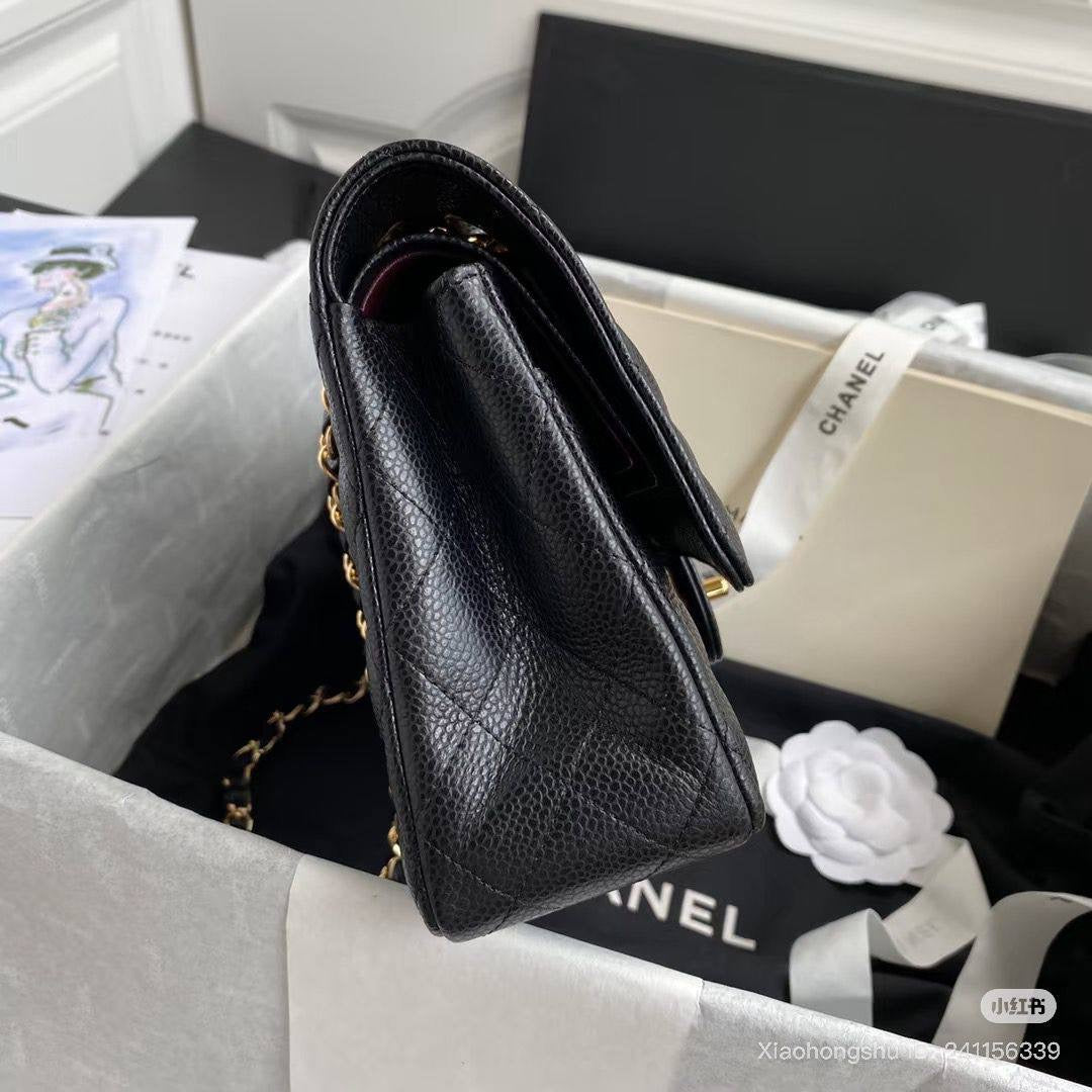 .
CHANEL
SUPER MASTER QUALITY 🔥🔥
WITH FULL PACKAGING 🎁
For Price 👇 WTSP Text Zain 0568585901
Zain255
♥️♥️♥️