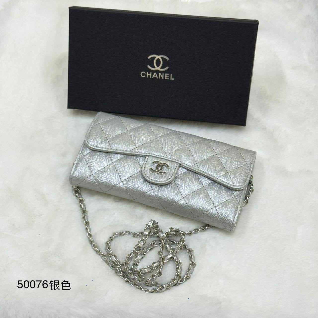 NEW CAME 
CHANEL SELING WALLET 
50 dhs🇦🇪
WITHBOX
🎁🎁🎁
Zain40
♥️♥️♥️