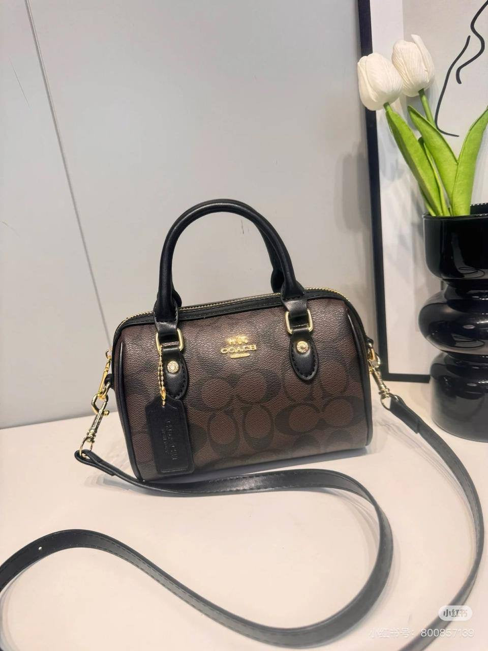 Coach Rowan
Size : 22 * 15 cm
85 dhs🇦🇪
 with box
🎁🎁🎁
Zain115
♥️♥️♥️