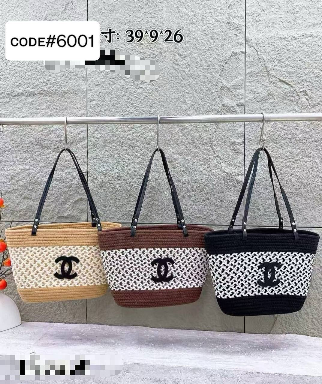 Chanel
BEACH BAG
size : 39 cm
50 dhs🇦🇪
Zain31
♥️♥️♥️