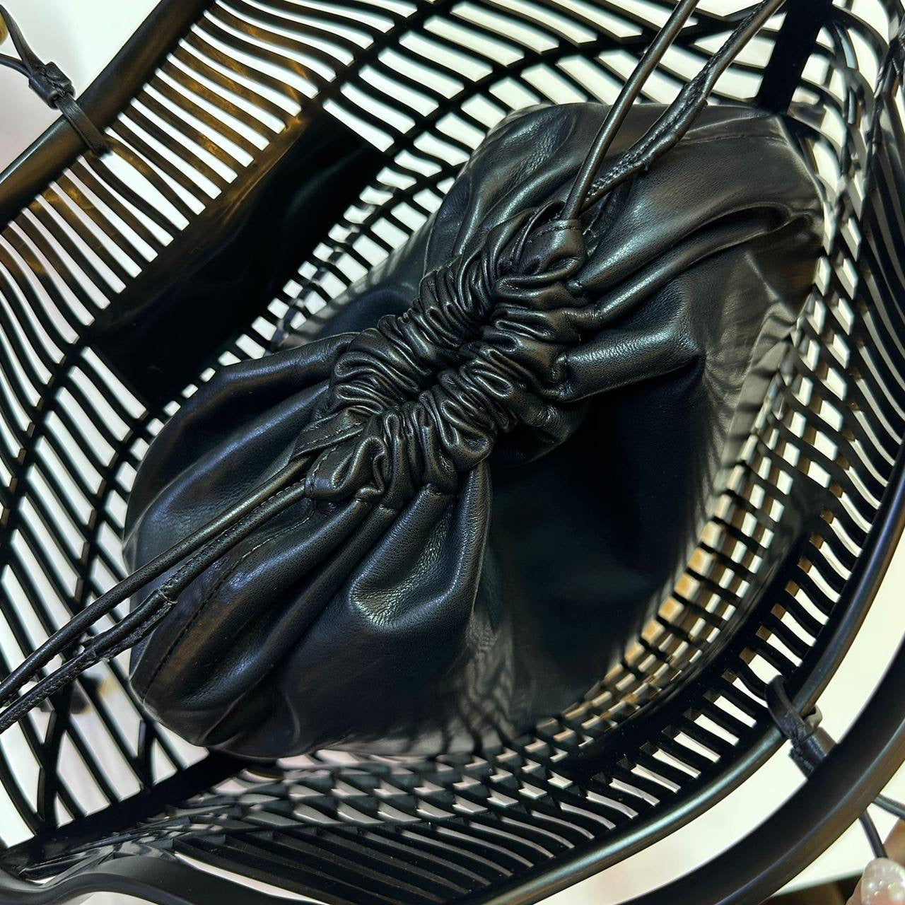 CHANEL 
NEW DESIGN GOOD QUALITY 
120 dhs🇦🇪
Zain39
♥️♥️♥️