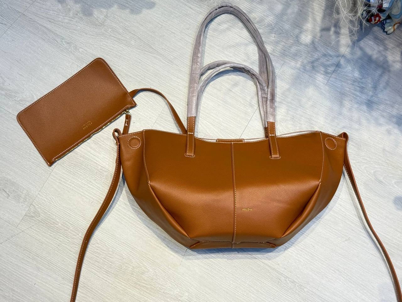 POLENE 
A  QUALITY 42 cm
120 dhs🇦🇪
Zain44
♥️♥️♥️