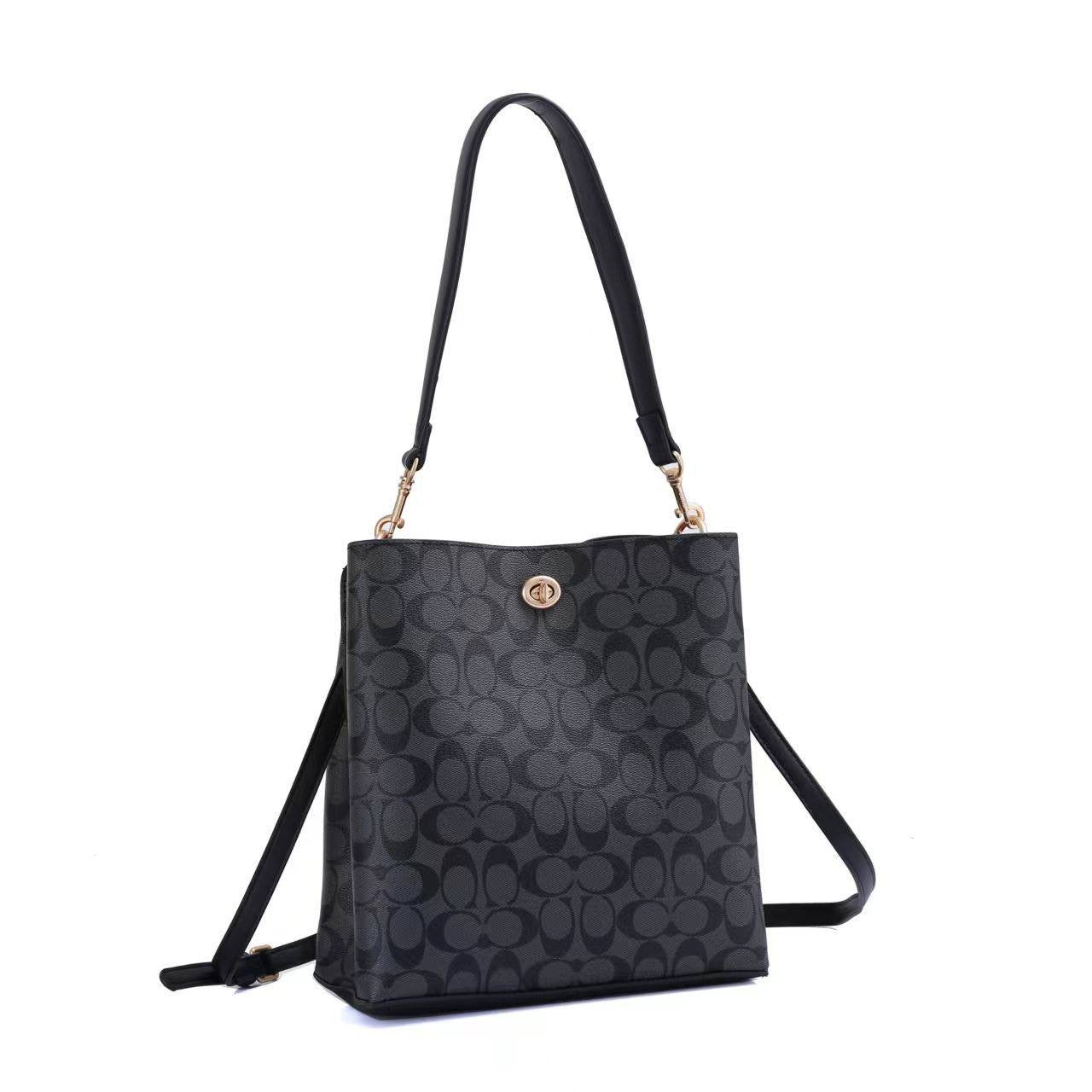 COACH
NEW CAME
GOOD QUALITY
75 dhs🇦🇪
Zain39
♥️♥️♥️