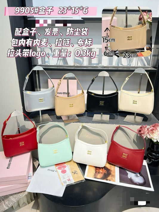 Miu Miu
sʜᴏᴜʟᴅᴇʀ ʙᴀɢ
ᴢɪᴘᴘᴇʀ ᴛʏᴘᴇ
ᴍᴀᴛᴛᴇ ʟᴇᴀᴛʜᴇʀ ᴍᴀᴛᴇʀɪᴀʟ
sɪᴢᴇ : 23 cm
ᴡɪᴛʜ BOX
🎁🎁🎁
65 dhs🇦🇪
Zain31
♥️♥️♥️