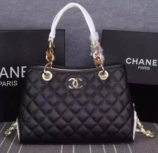Chanel
100 dhs🇦🇪
Zain161
♥️♥️♥️