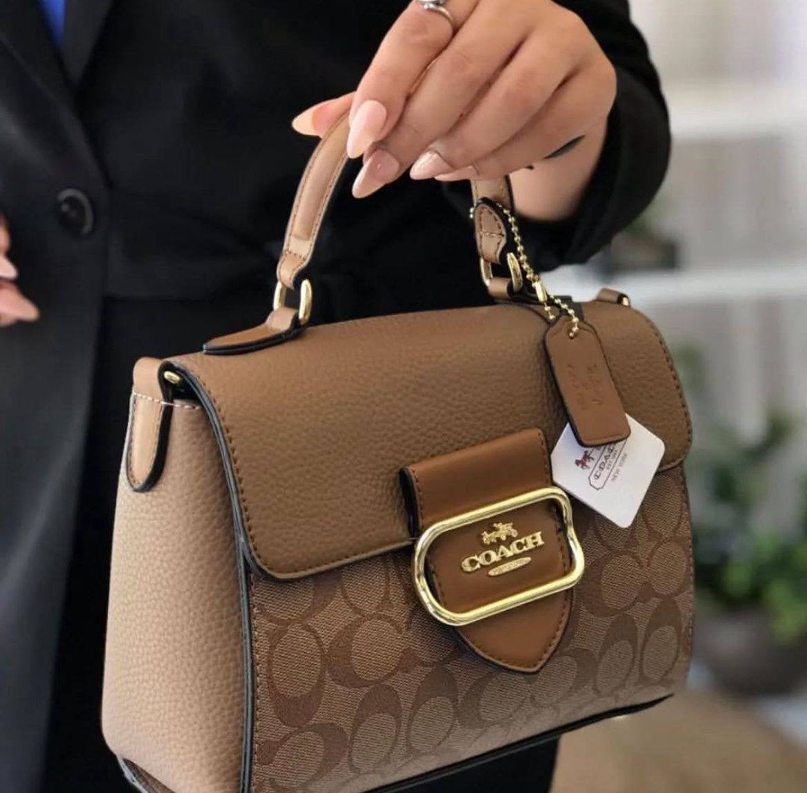 Coach
95 dhs🇦🇪
Good quality 
with box
🎁🎁🎁
Zain35
♥️♥️♥️