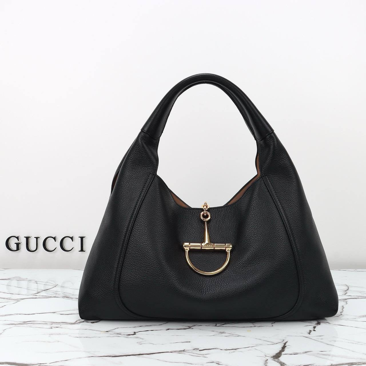Gucci 
Master
260 dhs🇦🇪
Zain228
♥️♥️♥️
