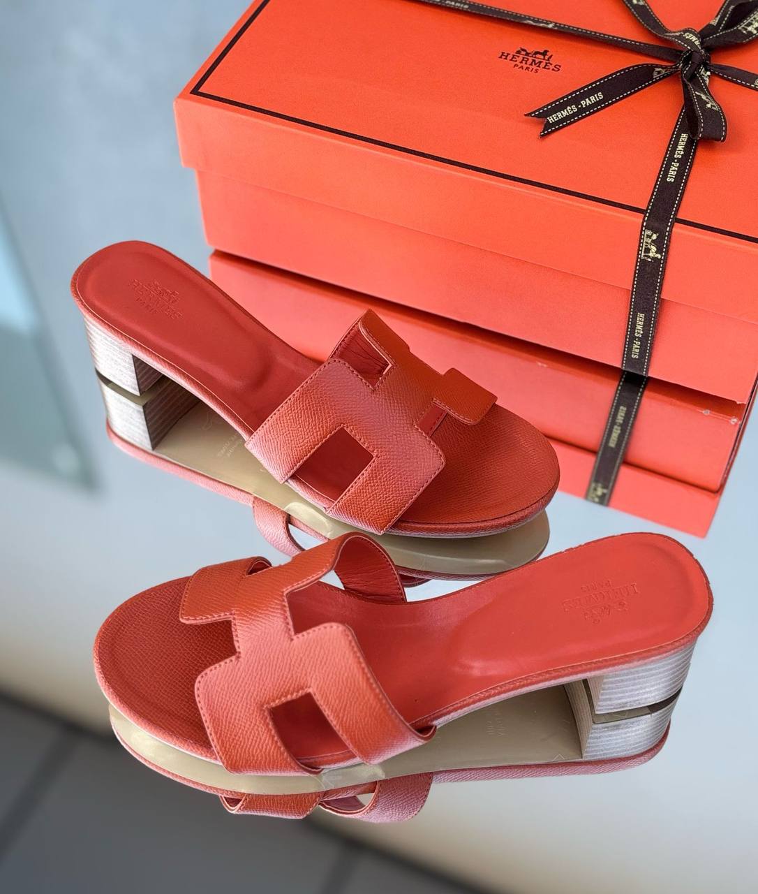 Hermes Heel