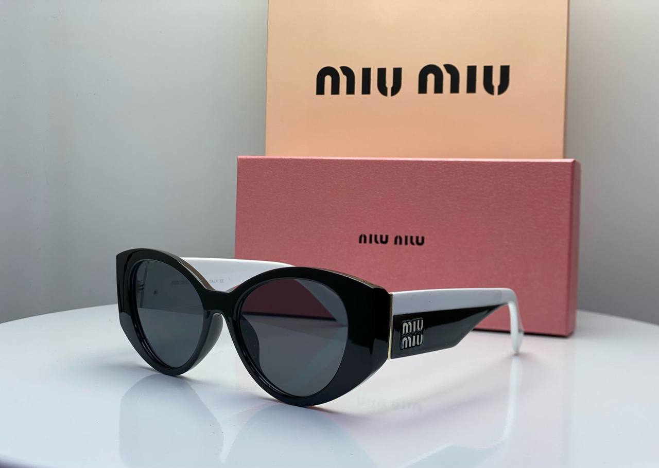 MIU MIU Sunglasses