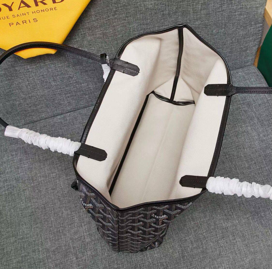 GOYARD