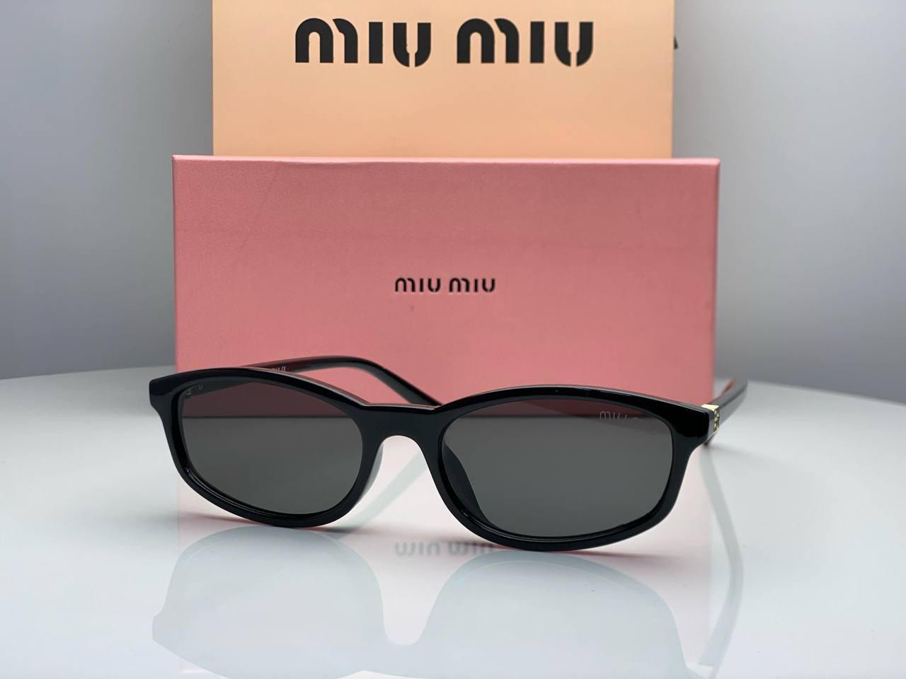 MIU MIU Sunglasses