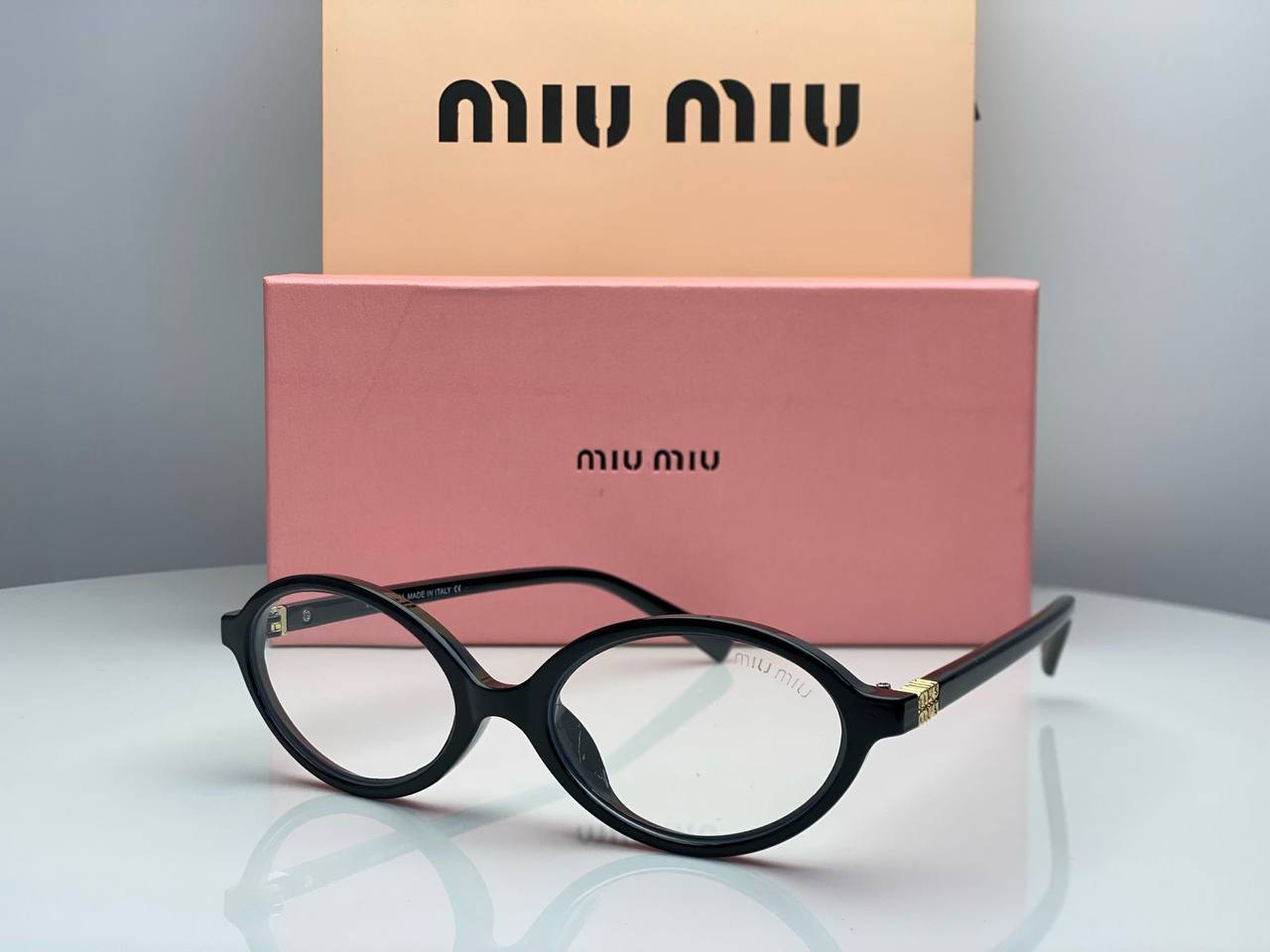 MIU MIU Sunglasses