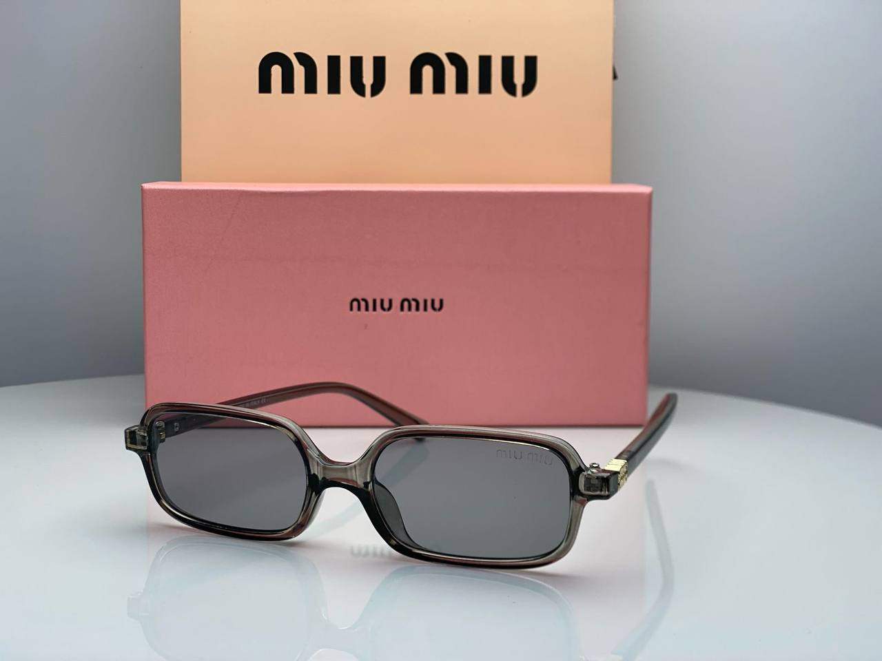 MIU MIU Sunglasses