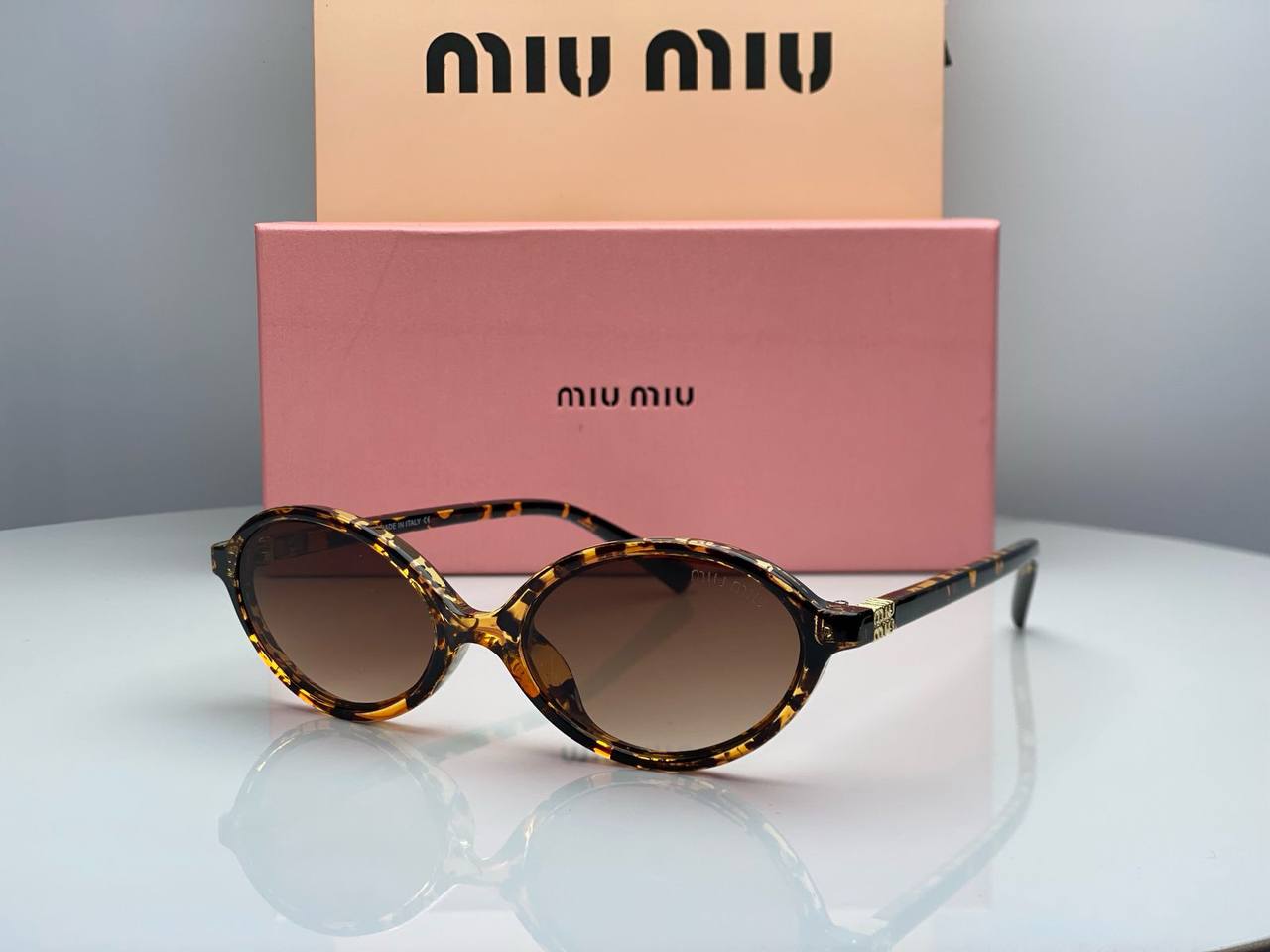 MIU MIU Sunglasses