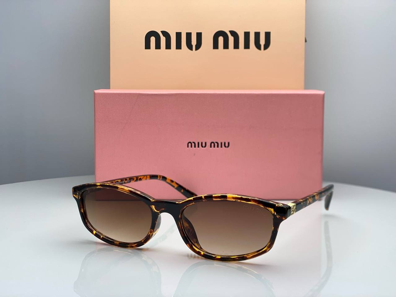 MIU MIU Sunglasses
