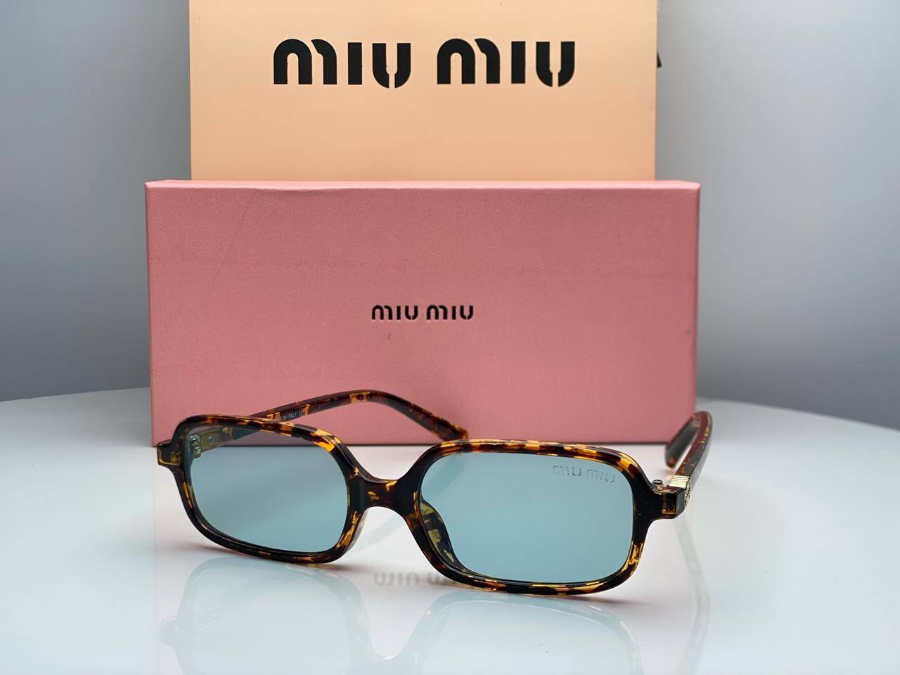 MIU MIU Sunglasses
