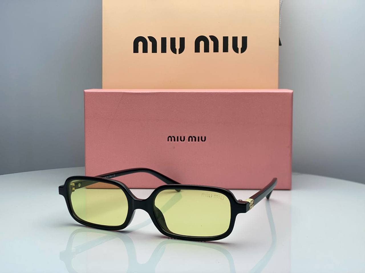 MIU MIU Sunglasses
