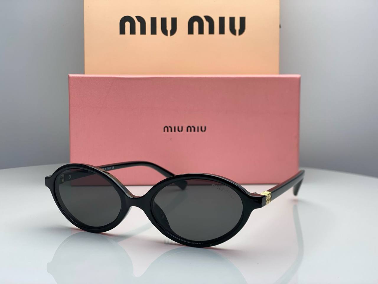 MIU MIU Sunglasses