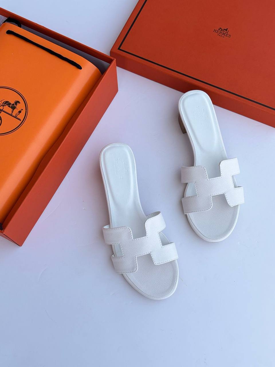 Hermes Heel