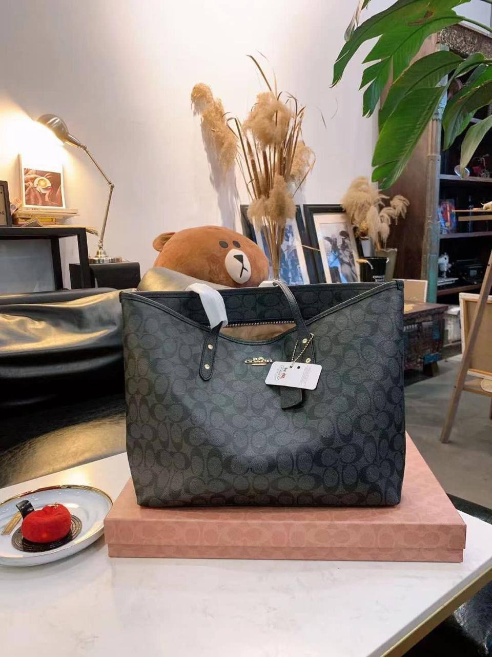 COACH TOTE BAG