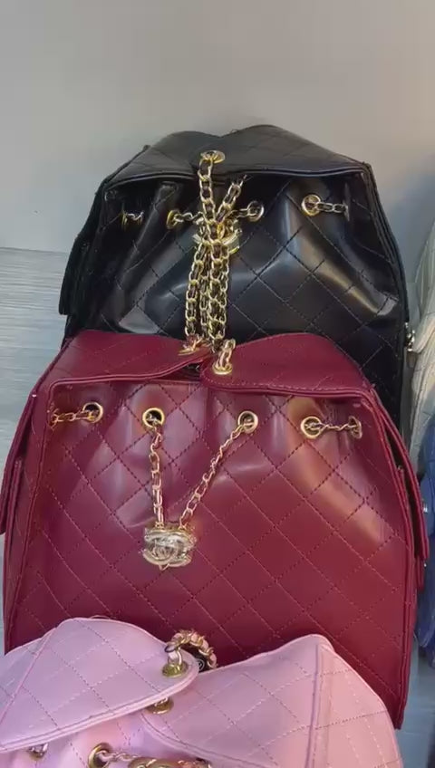 Chanel
New colors 
New Stock
good quality
130 dhs🇦🇪
Zain107
♥️♥️♥️