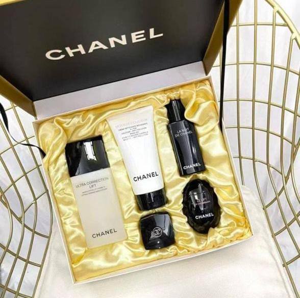 Chanel Set
120 dhs🪙🌨️
Limit Stock
Zain36
♥️♥️♥️