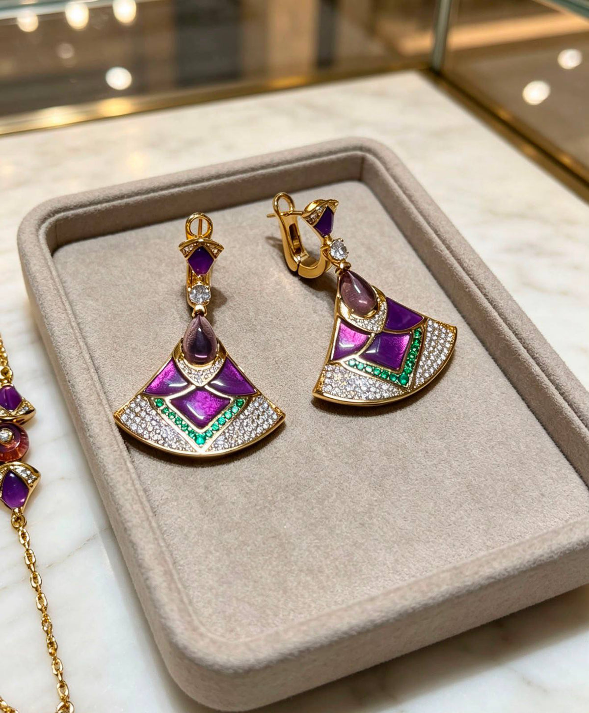 BVLGARI
Necklace
Earring
Master quality
With normal boxes
315 dhs🇦🇪🇦🇪
With master box 🗃️
345 dhs🇦🇪🇦🇪
Zain216
♥️♥️♥️