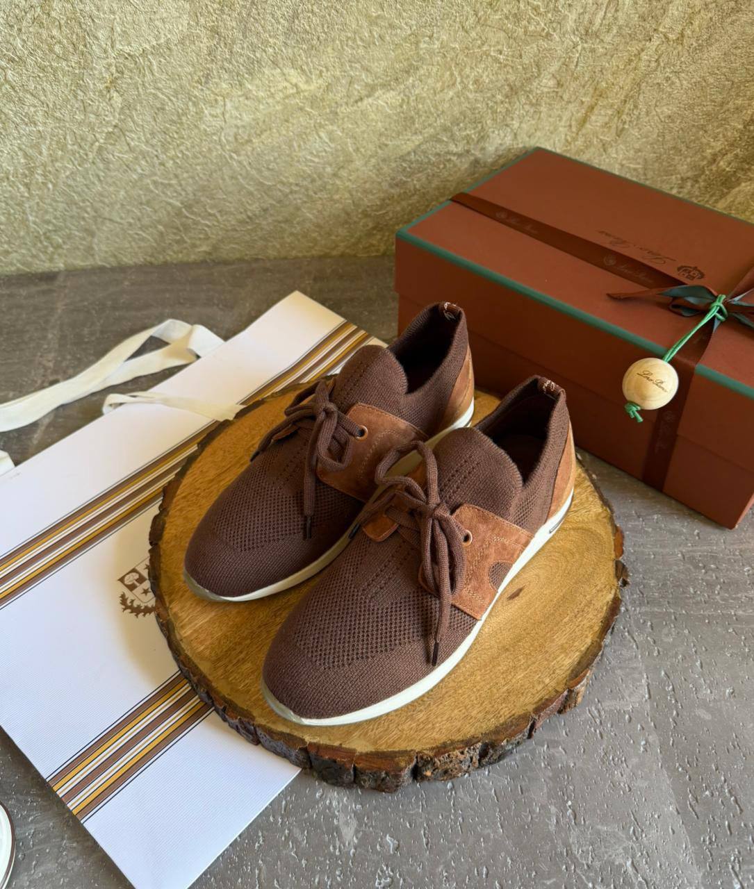 LORA PIANA
SuperMaster Quality 💯
450 dhs✅
Size:36-41💥
Zain171
♥️♥️♥️