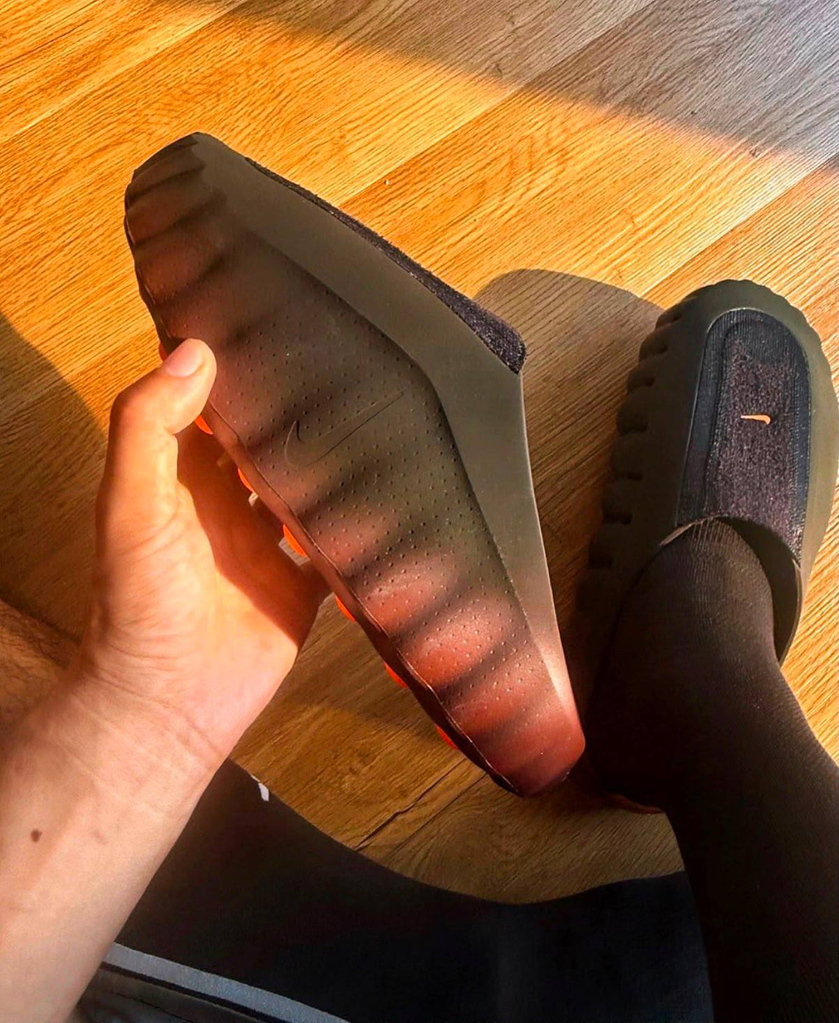 Nike Mind 001 Flyknit Slide
Bronze Eclipse
Total Orange ,
Size 36-47 ,
230 dhs🇦🇪🇦🇪
Zain18
♥️♥️♥️