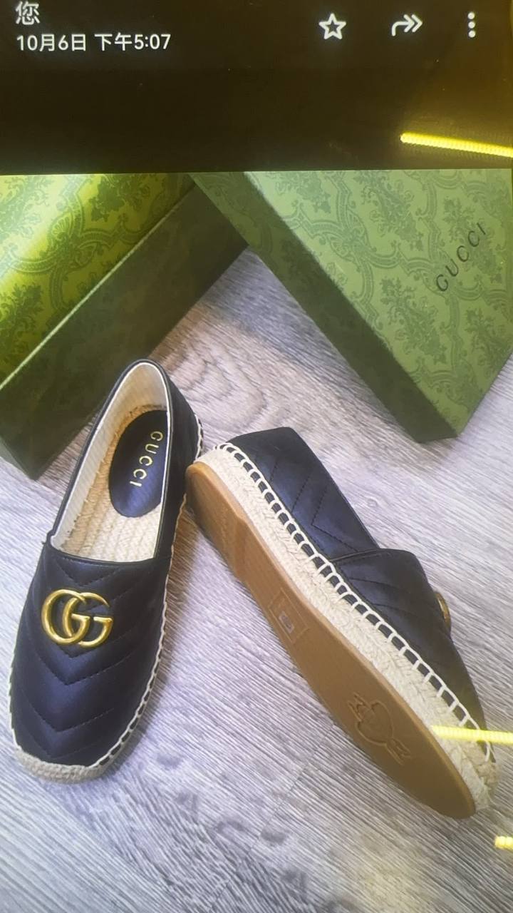 Chanel
Size 36-41
150 dhs🇦🇪🇦🇪
Zain132
♥️♥️♥️