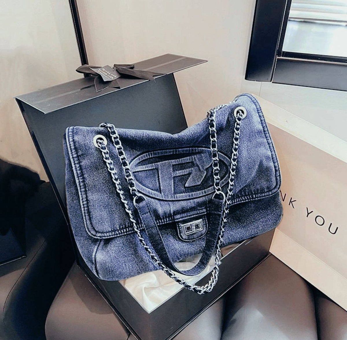 DIESEL
NEW CAME GOOD QUALITY
120 dhs🪙💕
Zain39
♥️♥️♥️