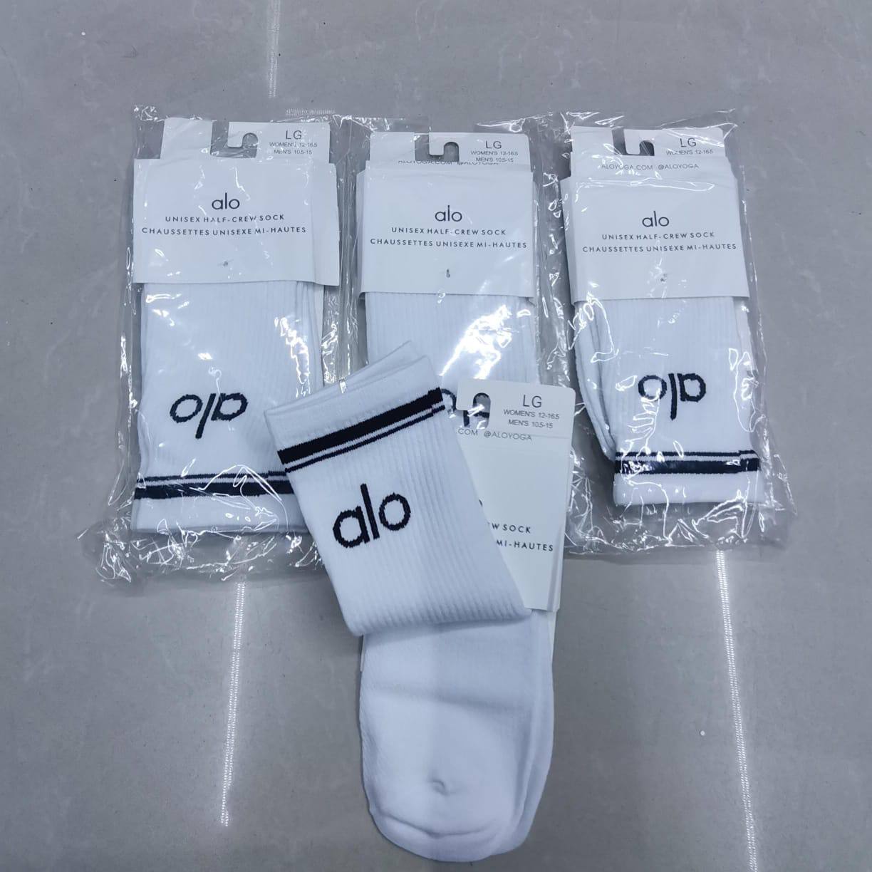 New available
Alo socks Long
One packet 10 pairs
60 dhs🪙🖤
Zain138
♥️♥️♥️