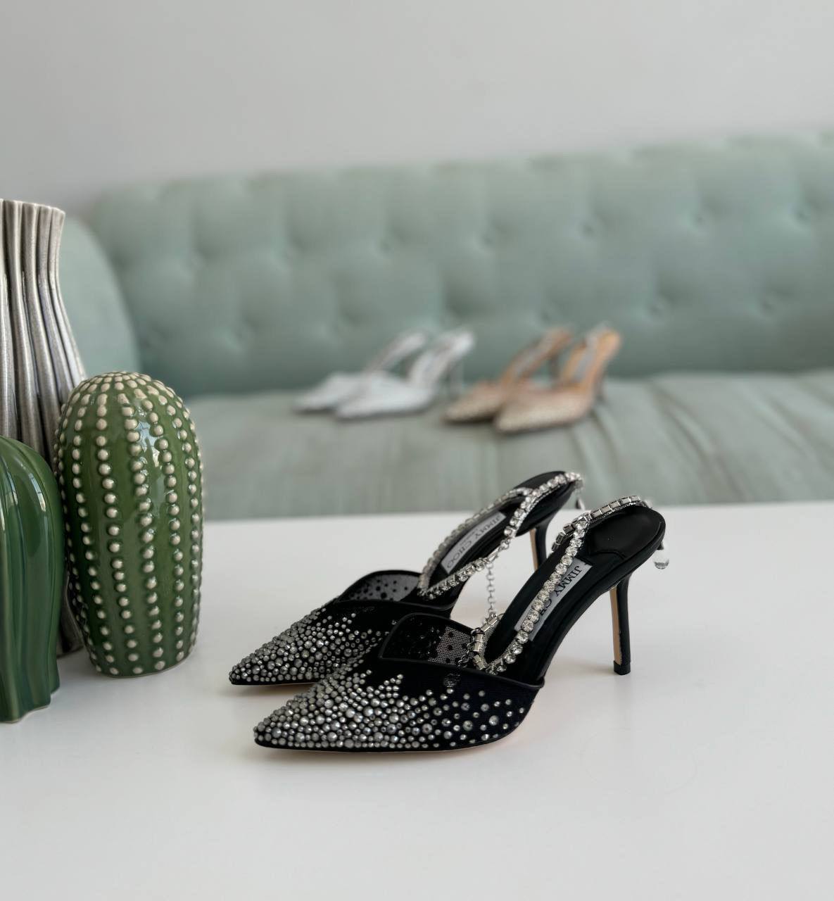 NEW jimmy choo
*Super master quality*
*Size 36 to 41*
450 dhs🇦🇪
Zain113
♥️♥️♥️
