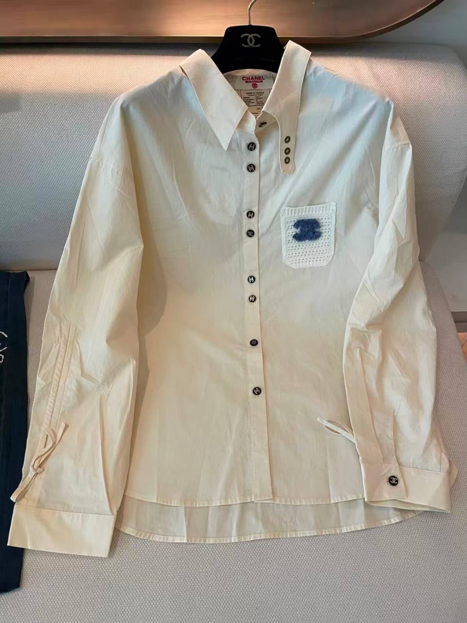 *New collections*
CAHNEL
*Super Master quality*
*Sizes: S M L*
350 dhs🇦🇪🇦🇪
Zain308
♥️♥️♥️