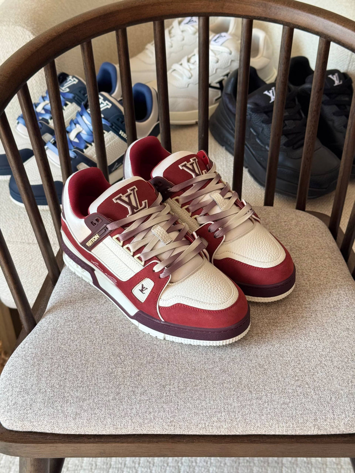 LV Sneaker
AAA Quality
size:40 to 46
630 dhs🇦🇪🇦🇪
Zain185
♥️♥️♥️