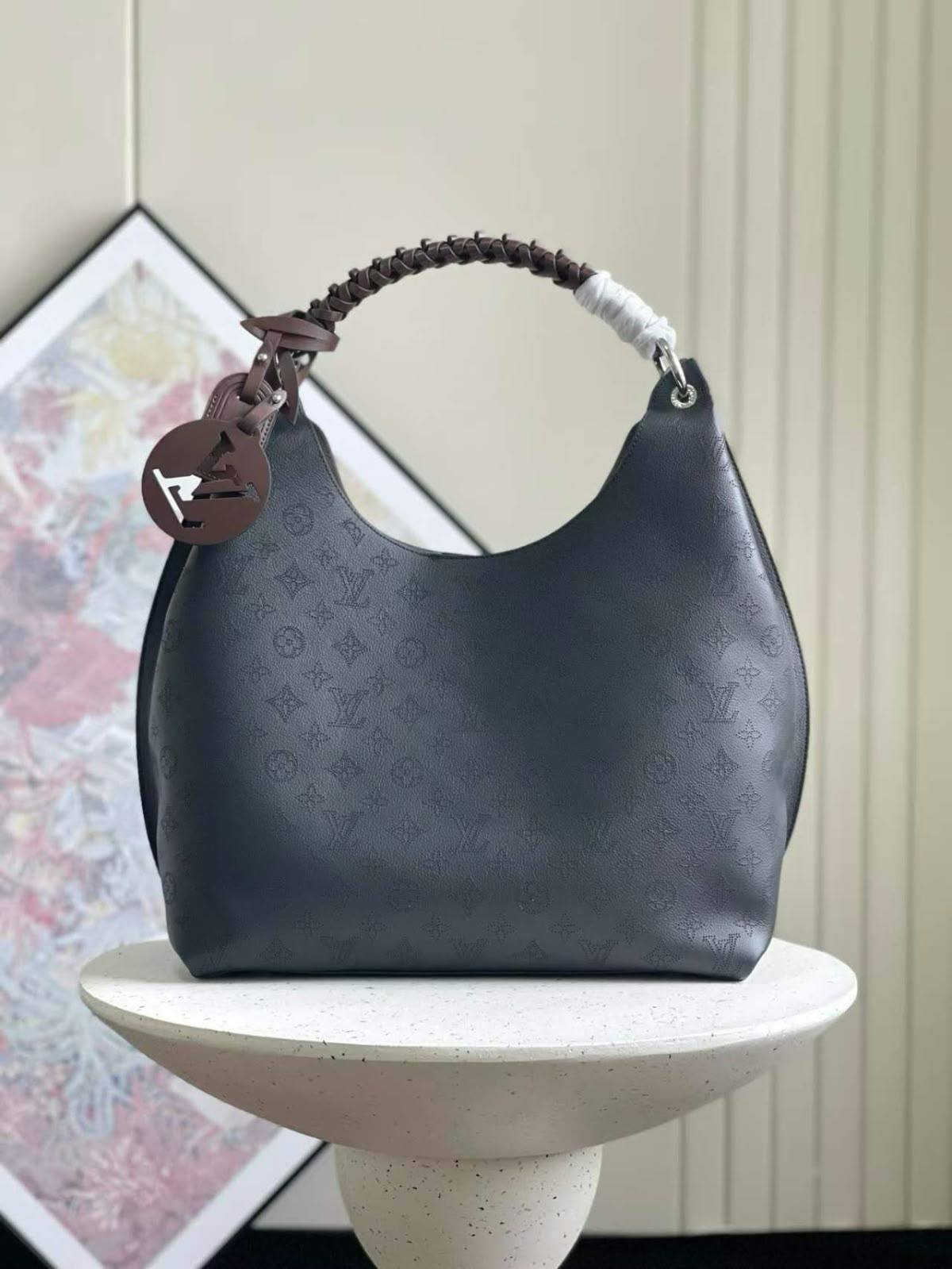 LV
270 dhs🇦🇪🇦🇪🇦🇪
Zain10
♥️♥️♥️