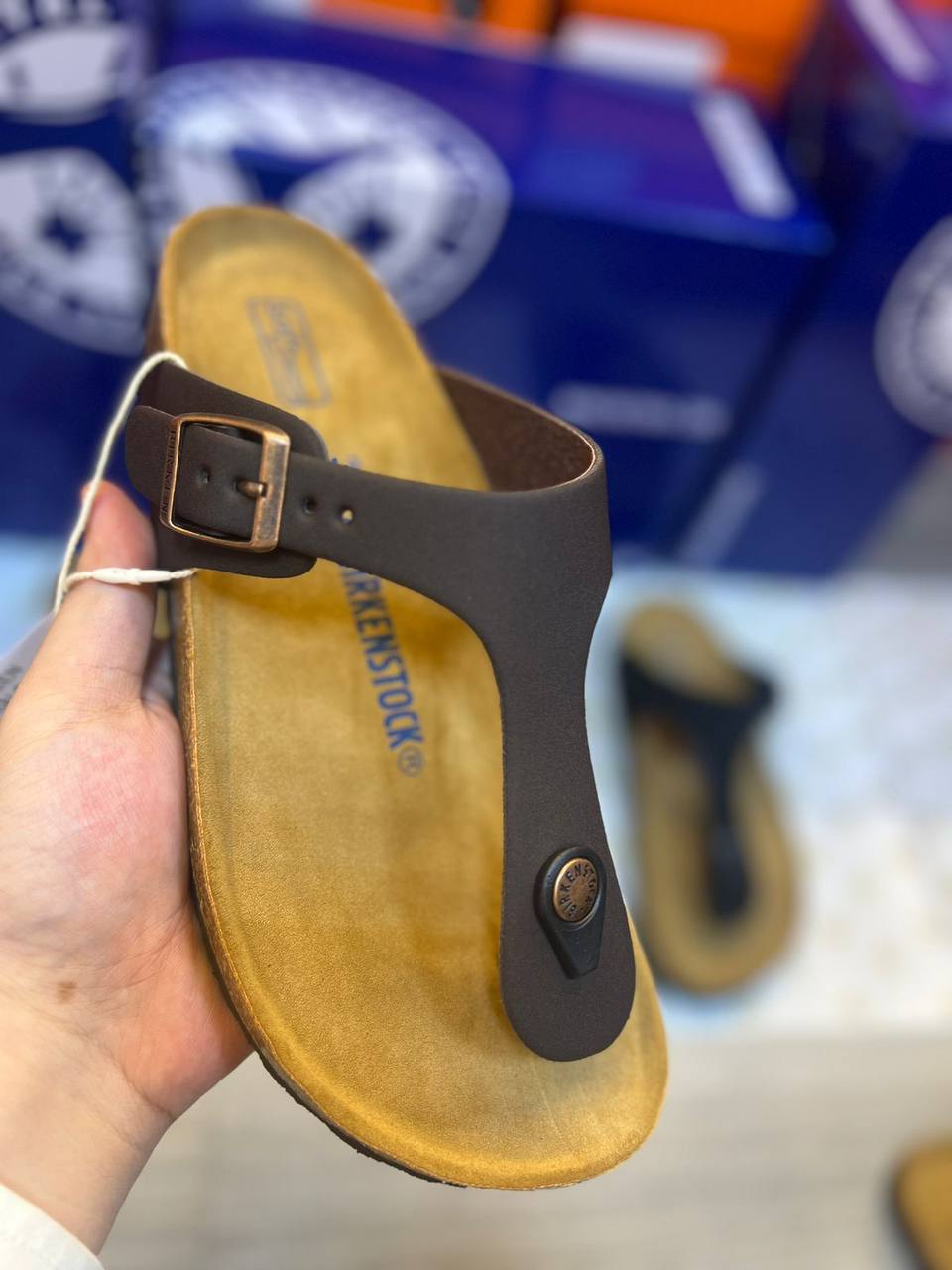 Birkenstock
High Quality, New Arrived
Size 36To 41
110 dhs🪙🌨️
Zain120
♥️♥️♥️