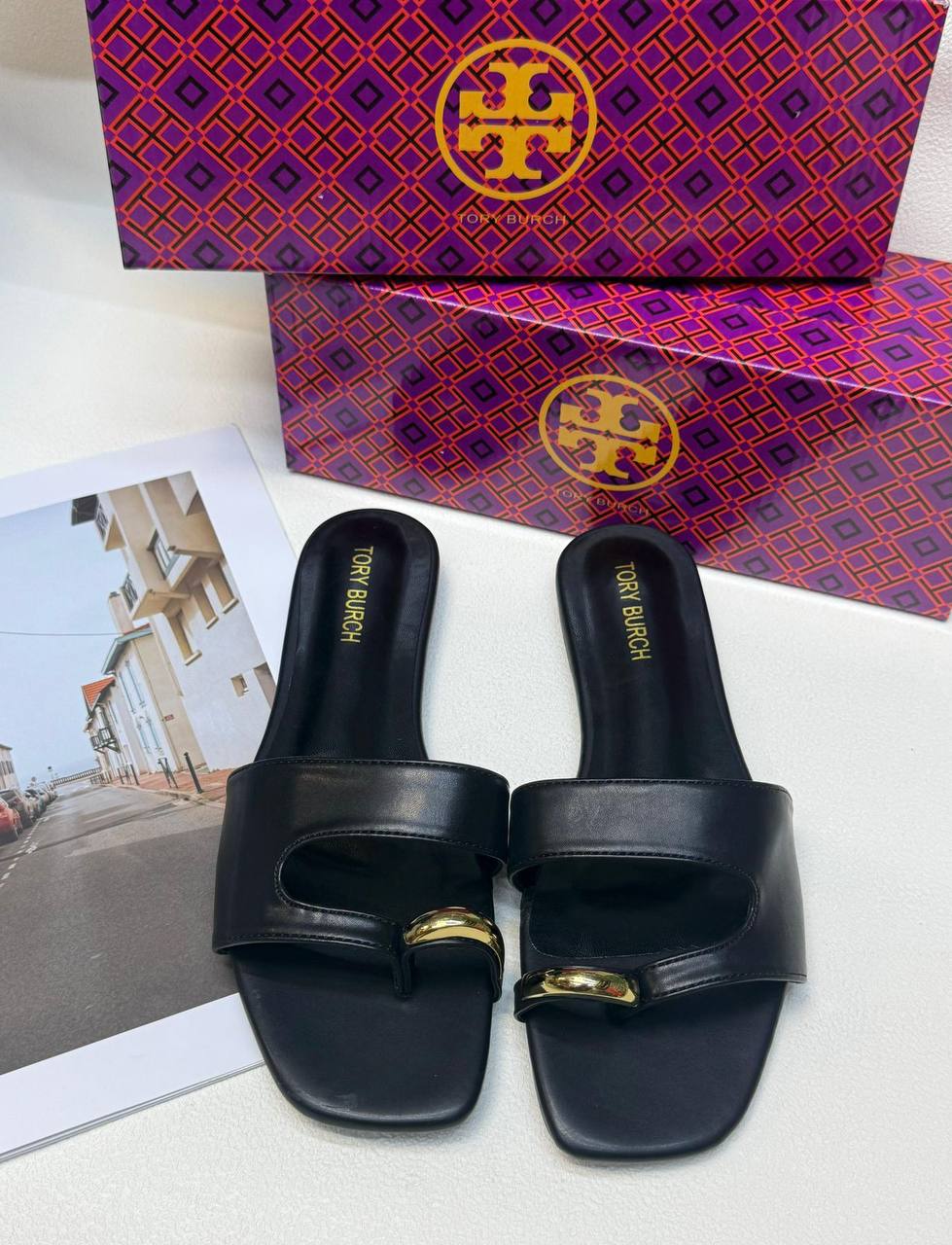 Tory Burch ladies
Size 36 to 41
65 dhs✅
Zain236
♥️♥️♥️