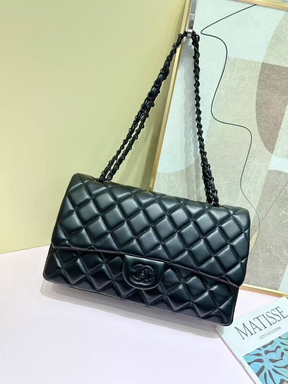 Chanel
Best quality
Whith box’s
110 dhs🇦🇪🇦🇪
size 25cm
Zain158
♥️♥️♥️