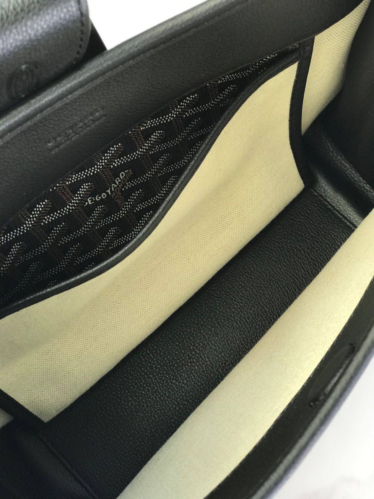 Goyard Musette
Size 28 cm
For Price 👇 WhatsApp✅
0568585901
0507557372
0552275751 Owner Zain 👌
Zain274
♥️♥️🇦🇪