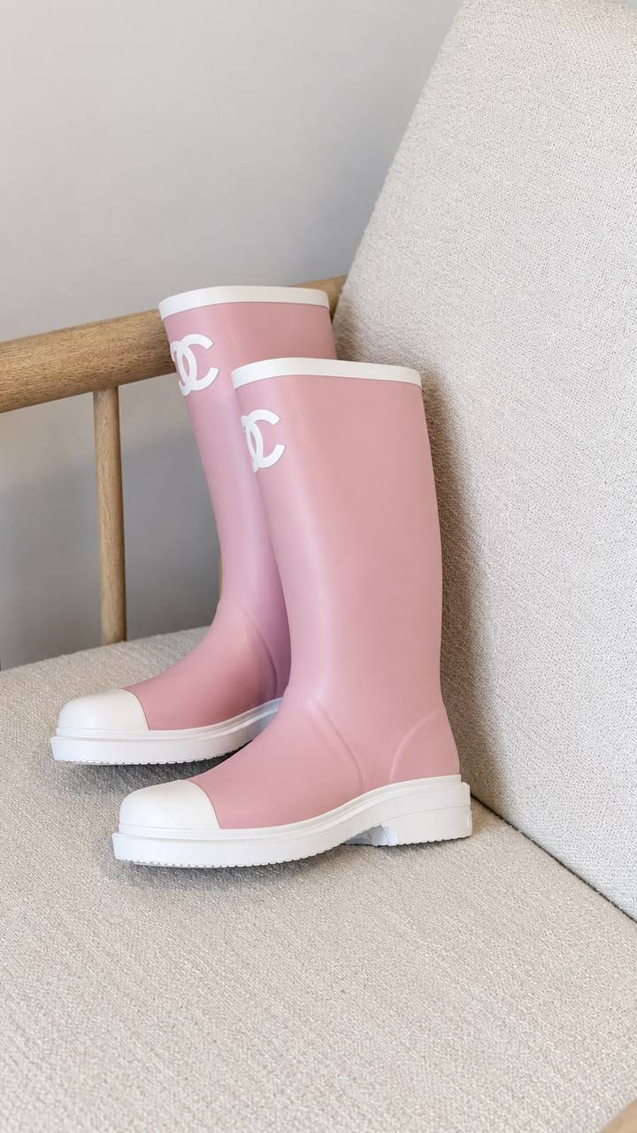 CHANEL
QUALITY:SUPER MASTER
SIZE:36TO 42😍🥰
630 dhs🇦🇪🇦🇪
Zain319
♥️♥️♥️