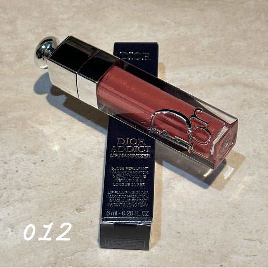 Dior lip gloss
40 dhs🪙🌺
Zain54
♥️♥️♥️