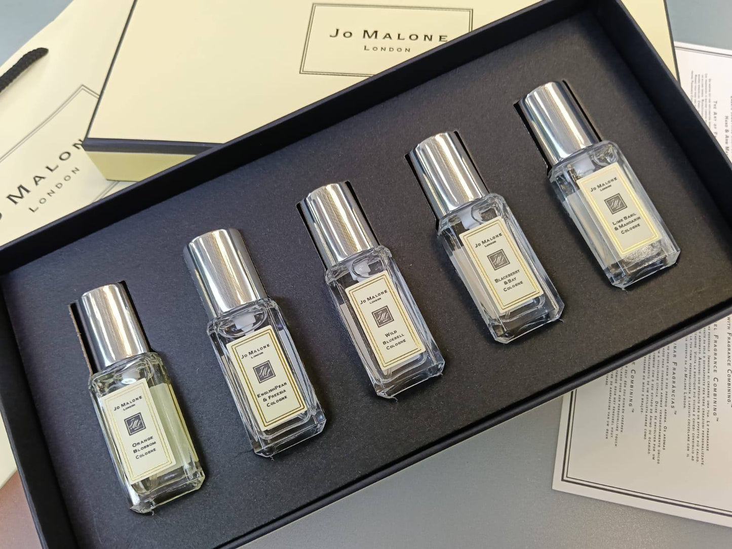 PERFUME SETS
60 dhs✅
Zain01
♥️♥️♥️