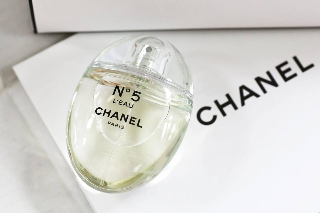 LIMITED EDITION CHANEL
50 dhs❣️
Zain01
❣️❣️❣️