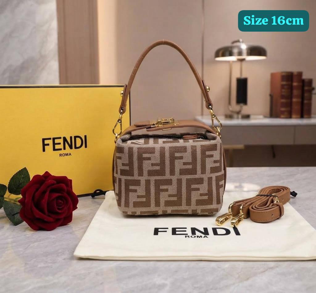 Fendi
Good quality
with box
95 dhs🇦🇪🇦🇪
Zain186
♥️♥️♥️