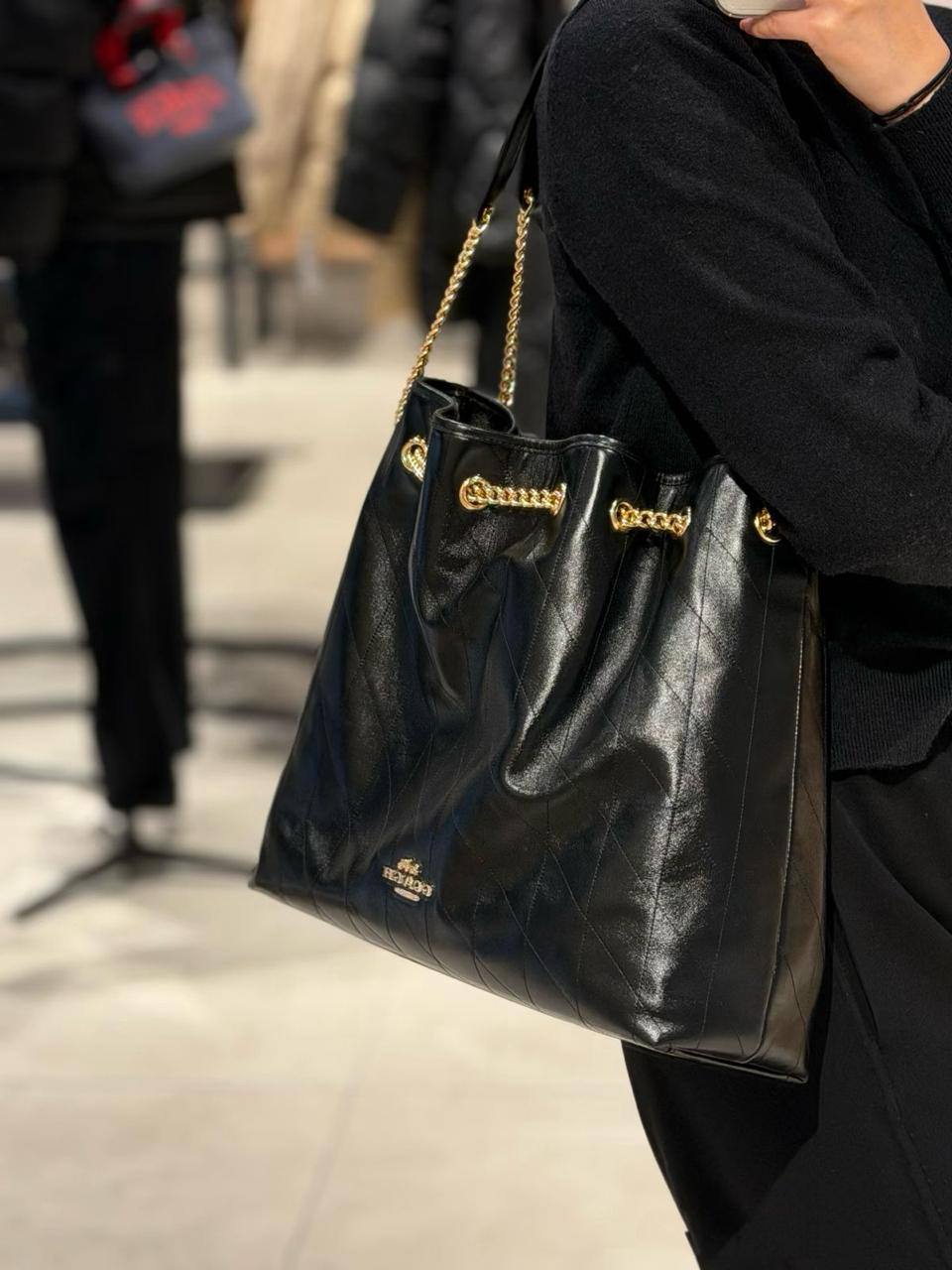 💖 Coach Evelyn
1️⃣ First quality
Size : 36 * 32 cm
100 dhs🇦🇪🇦🇪
Zain115
♥️♥️♥️