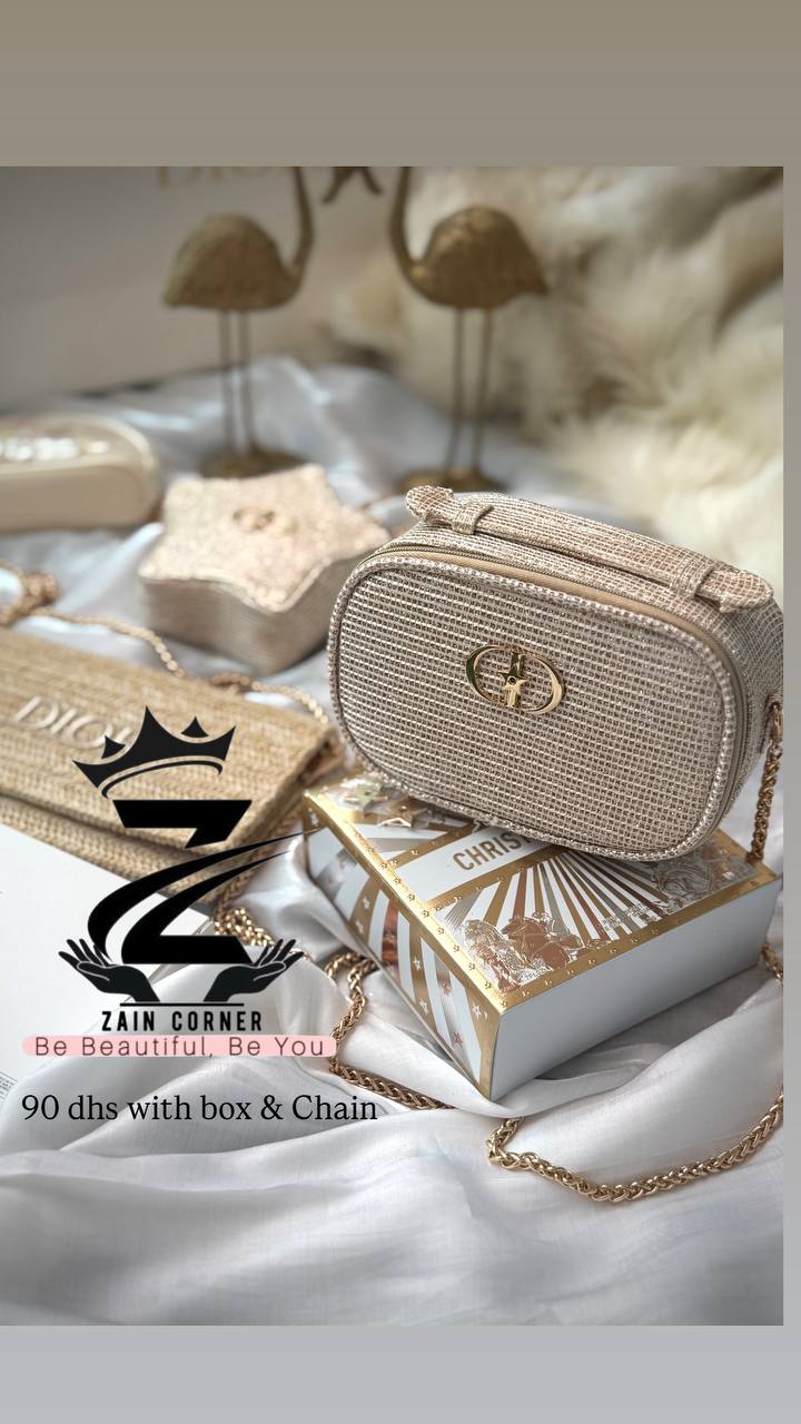 Dior bags
Prices inside the photos👆🏻
Zain107
اطلبوها من الوتس المثبت في الأعلى👆🏻👆🏻
تواصلو معنا 👈🏻 Zain
For order WhatsApp pinned 👆🏻
♥️♥️♥️
