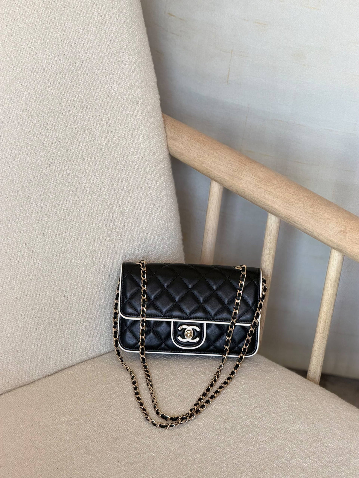 CHANEL
SUPER MASTER QUALITY
AVAILABLE
For Price 👇 WhatsApp✅
0568585901
0507557372
0552275751 Owner Zain 👌
Zain307
♥️♥️♥️