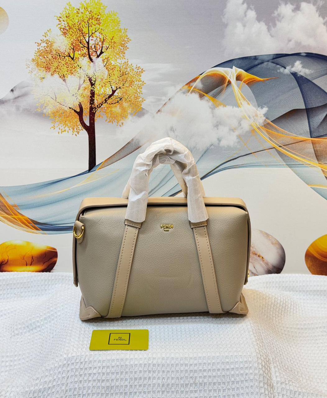 Fendi
Best quality
110 dhs💓
size 27cm
Zain158
♥️♥️♥️